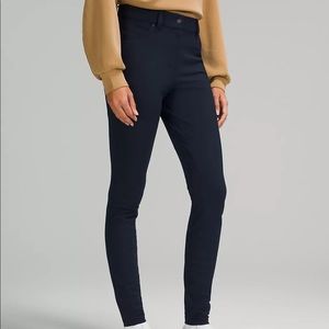 Lululemon City Sleek Slim-Fit 5 Pocket High-Rise Pant (Navy, size 27)